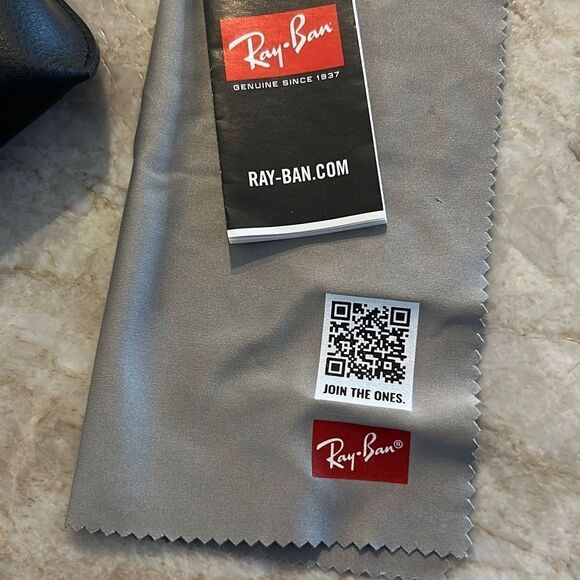 Ray Ban Sunglass Case Set NEW - Picture 3 of 3